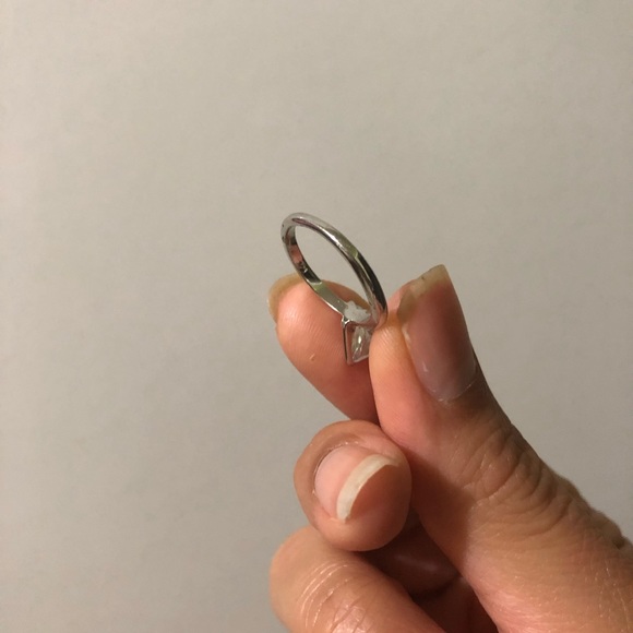 Simple ring - Picture 3 of 4